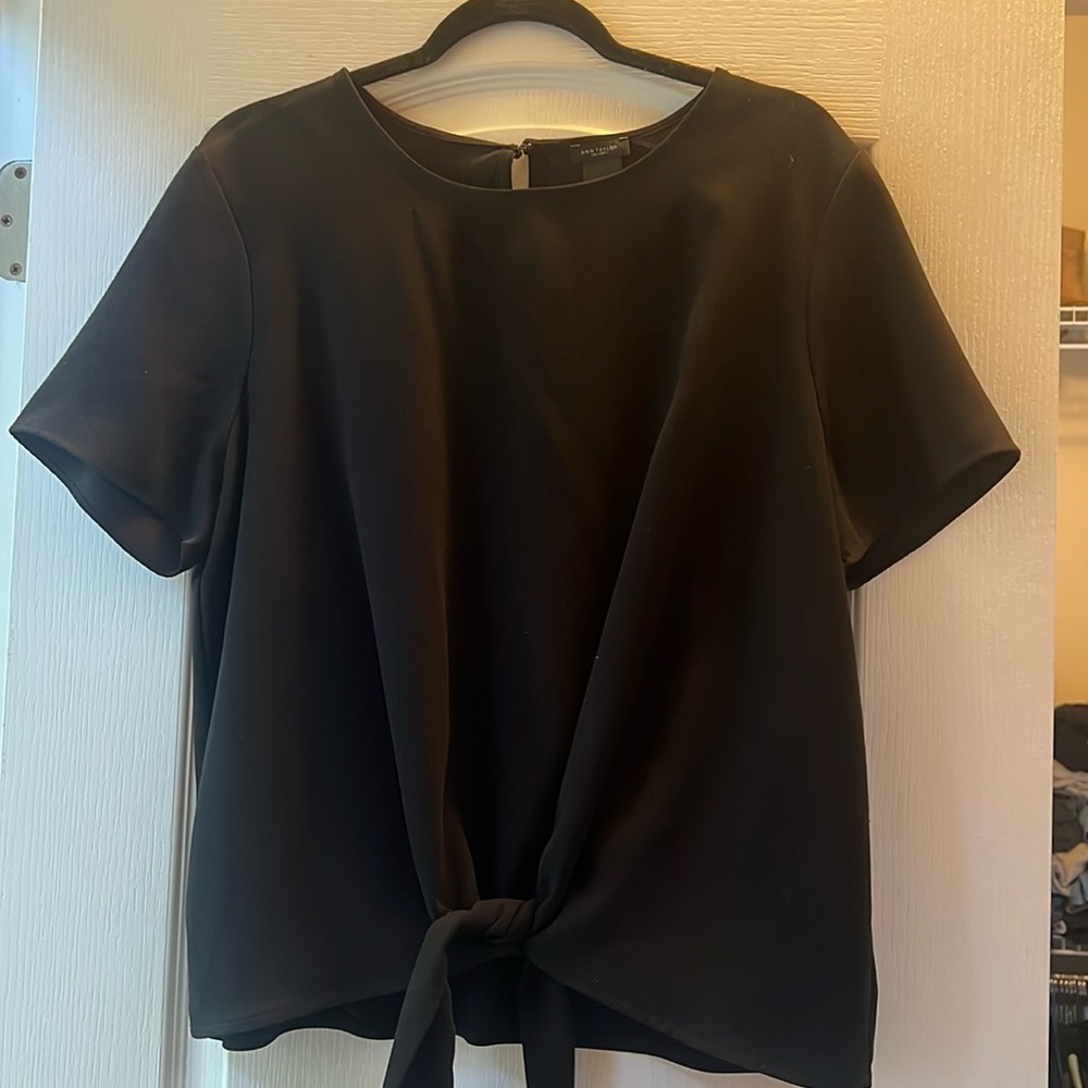 Ann Taylor front tie blouse